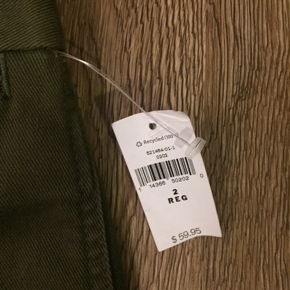 GAP Wide Leg High Rise Chino Size 2 - Picture 5 of 8